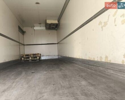 Білий Мерседес Атего, об'ємом двигуна 6.4 л та пробігом 665 тис. км за 22000 $, фото 7 на Automoto.ua