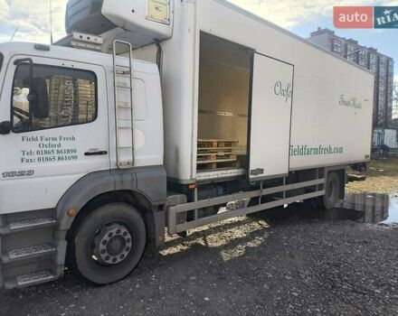 Білий Мерседес Атего, об'ємом двигуна 6.4 л та пробігом 665 тис. км за 22000 $, фото 5 на Automoto.ua