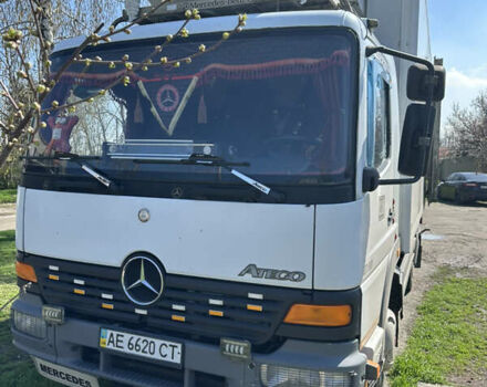 Білий Мерседес Атего, об'ємом двигуна 0 л та пробігом 1000 тис. км за 14000 $, фото 1 на Automoto.ua