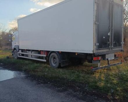 Белый Мерседес Атего, объемом двигателя 6.4 л и пробегом 760 тыс. км за 21000 $, фото 3 на Automoto.ua