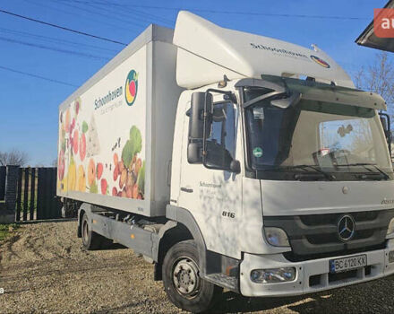 Білий Мерседес Атего, об'ємом двигуна 4.25 л та пробігом 660 тис. км за 20000 $, фото 3 на Automoto.ua