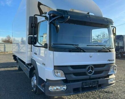 Белый Мерседес Атего, объемом двигателя 4.3 л и пробегом 469 тыс. км за 26900 $, фото 3 на Automoto.ua