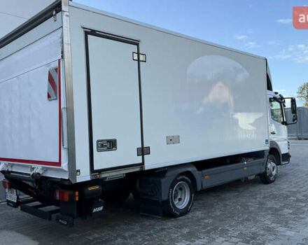 Белый Мерседес Атего, объемом двигателя 4.2 л и пробегом 325 тыс. км за 26900 $, фото 7 на Automoto.ua