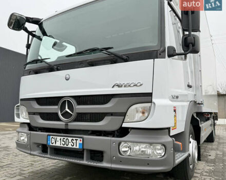 Білий Мерседес Атего, об'ємом двигуна 4.3 л та пробігом 251 тис. км за 37500 $, фото 5 на Automoto.ua