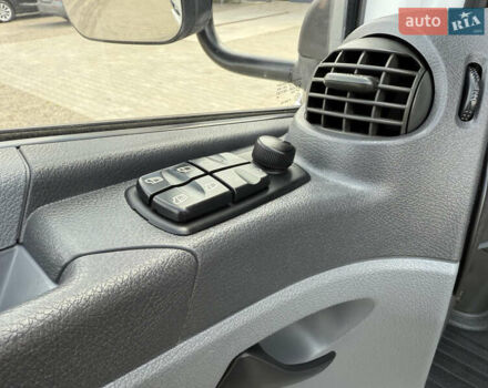 Мерседес Атего 2013 в Харькове на Automoto.ua Белый Мерседес Атего, объемом двигателя 4.3 л и пробегом 318 тыс. км за 34800 $, фото 43 на Automoto.ua