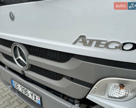 Белый Мерседес Атего, объемом двигателя 4.3 л и пробегом 95 тыс. км за 42500 $, фото 10 на Automoto.ua