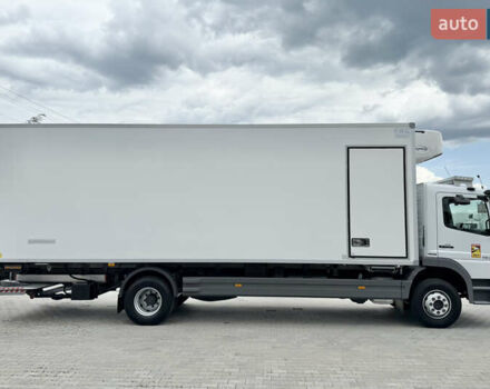Мерседес Атего 2013 в Харькове на Automoto.ua Белый Мерседес Атего, объемом двигателя 4.8 л и пробегом 369 тыс. км за 39500 $, фото 6 на Automoto.ua