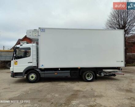 Белый Мерседес Атего, объемом двигателя 4.3 л и пробегом 238 тыс. км за 33800 $, фото 3 на Automoto.ua