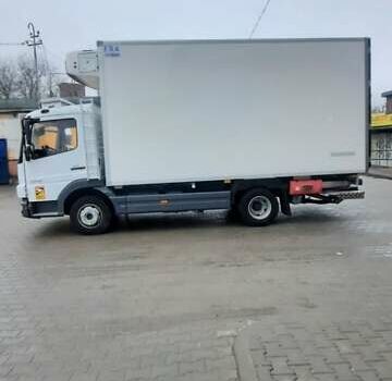 Белый Мерседес Атего, объемом двигателя 0 л и пробегом 205 тыс. км за 38000 $, фото 9 на Automoto.ua