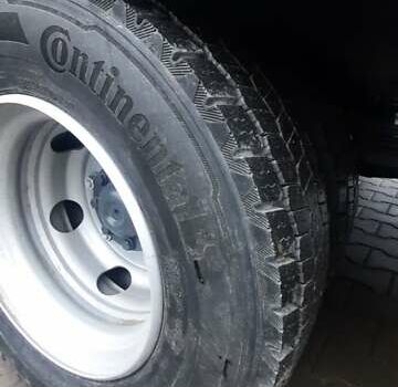 Белый Мерседес Атего, объемом двигателя 0 л и пробегом 205 тыс. км за 38000 $, фото 2 на Automoto.ua