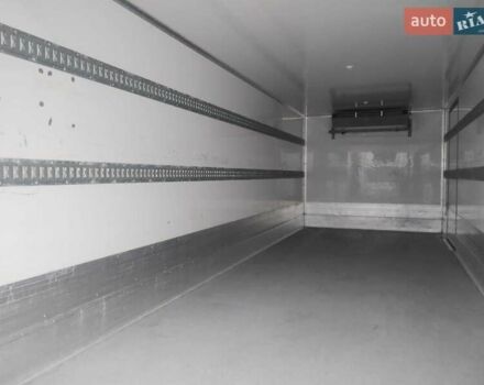 Белый Мерседес Атего, объемом двигателя 4.2 л и пробегом 410 тыс. км за 36000 $, фото 1 на Automoto.ua