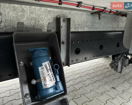 Белый Мерседес Атего, объемом двигателя 4.3 л и пробегом 95 тыс. км за 42500 $, фото 22 на Automoto.ua