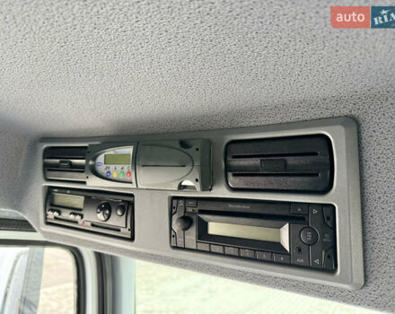 Білий Мерседес Атего, об'ємом двигуна 4.3 л та пробігом 251 тис. км за 37500 $, фото 48 на Automoto.ua