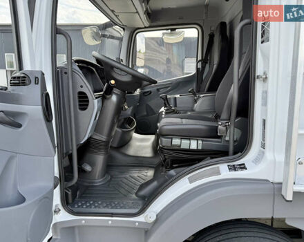 Мерседес Атего 2013 в Харькове на Automoto.ua Белый Мерседес Атего, объемом двигателя 4.3 л и пробегом 318 тыс. км за 34800 $, фото 42 на Automoto.ua