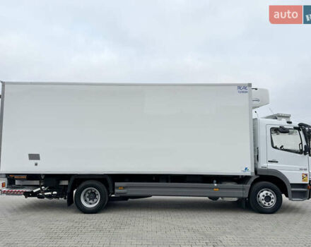 Белый Мерседес Атего, объемом двигателя 4.3 л и пробегом 95 тыс. км за 42500 $, фото 6 на Automoto.ua