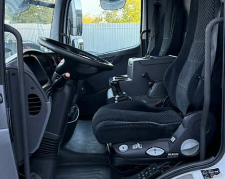 Белый Мерседес Атего, объемом двигателя 4.2 л и пробегом 325 тыс. км за 26900 $, фото 18 на Automoto.ua