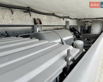 Белый Мерседес Атего, объемом двигателя 4.3 л и пробегом 95 тыс. км за 42500 $, фото 29 на Automoto.ua