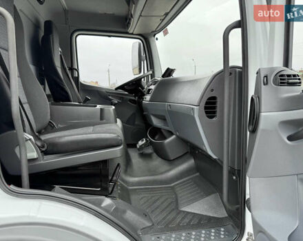 Белый Мерседес Атего, объемом двигателя 4.3 л и пробегом 95 тыс. км за 42500 $, фото 51 на Automoto.ua