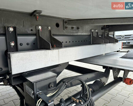 Белый Мерседес Атего, объемом двигателя 4.3 л и пробегом 95 тыс. км за 42500 $, фото 36 на Automoto.ua