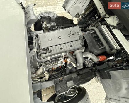 Белый Мерседес Атего, объемом двигателя 4.8 л и пробегом 354 тыс. км за 38800 $, фото 78 на Automoto.ua