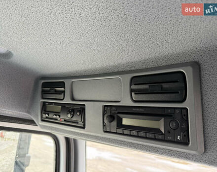 Белый Мерседес Атего, объемом двигателя 4.8 л и пробегом 354 тыс. км за 38800 $, фото 60 на Automoto.ua