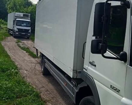 Белый Мерседес Атего, объемом двигателя 4.8 л и пробегом 900 тыс. км за 21000 $, фото 3 на Automoto.ua