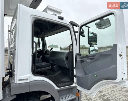 Белый Мерседес Атего, объемом двигателя 4.8 л и пробегом 354 тыс. км за 38800 $, фото 52 на Automoto.ua