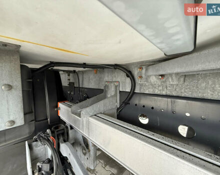 Белый Мерседес Атего, объемом двигателя 4.8 л и пробегом 354 тыс. км за 38800 $, фото 38 на Automoto.ua