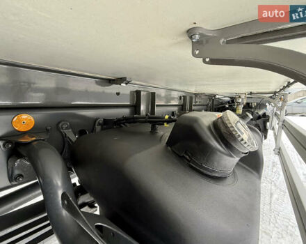 Белый Мерседес Атего, объемом двигателя 4.8 л и пробегом 304 тыс. км за 42500 $, фото 19 на Automoto.ua