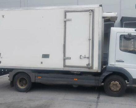 Білий Мерседес Атего, об'ємом двигуна 4.25 л та пробігом 346 тис. км за 20500 $, фото 4 на Automoto.ua