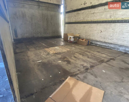 Белый Мерседес Атего, объемом двигателя 4.25 л и пробегом 1000 тыс. км за 9000 $, фото 6 на Automoto.ua