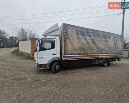 Белый Мерседес Атего, объемом двигателя 4.25 л и пробегом 861 тыс. км за 9000 $, фото 3 на Automoto.ua