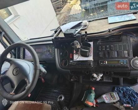 Белый Мерседес Атего, объемом двигателя 4.3 л и пробегом 650 тыс. км за 12000 $, фото 11 на Automoto.ua