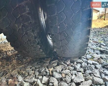 Белый Мерседес Атего, объемом двигателя 4.3 л и пробегом 650 тыс. км за 12000 $, фото 5 на Automoto.ua