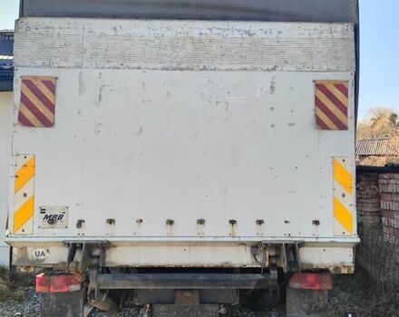 Белый Мерседес Атего, объемом двигателя 4.3 л и пробегом 650 тыс. км за 12000 $, фото 6 на Automoto.ua