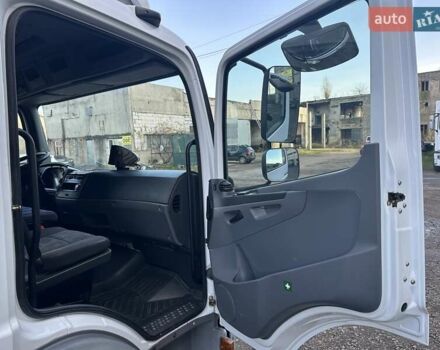 Белый Мерседес Атего, объемом двигателя 4.33 л и пробегом 250 тыс. км за 17500 $, фото 23 на Automoto.ua