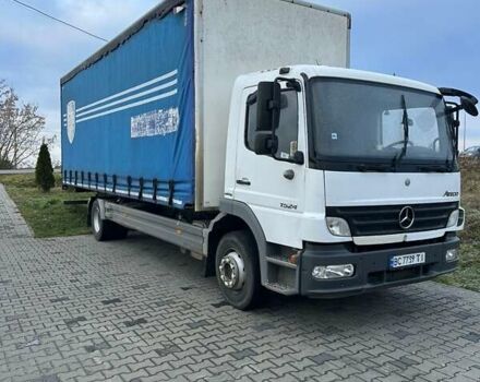 Белый Мерседес Атего, объемом двигателя 6.37 л и пробегом 679 тыс. км за 23900 $, фото 3 на Automoto.ua