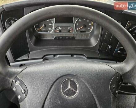 Белый Мерседес Атего, объемом двигателя 2 л и пробегом 550 тыс. км за 31900 $, фото 9 на Automoto.ua