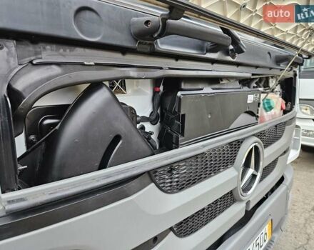 Белый Мерседес Атего, объемом двигателя 2 л и пробегом 550 тыс. км за 31900 $, фото 18 на Automoto.ua