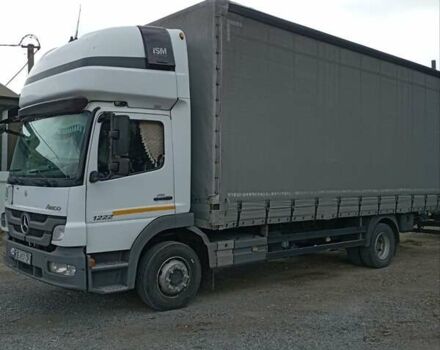 Білий Мерседес Атего, об'ємом двигуна 4.8 л та пробігом 860 тис. км за 27900 $, фото 2 на Automoto.ua