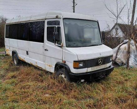 Білий Мерседес Атего, об'ємом двигуна 0 л та пробігом 300 тис. км за 3500 $, фото 1 на Automoto.ua