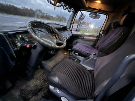 Мерседес Атего 2001 у Каменке-Бугской на Automoto.ua Білий Мерседес Атего, об'ємом двигуна 4.25 л та пробігом 700 тис. км за 12500 $, фото 1 на Automoto.ua