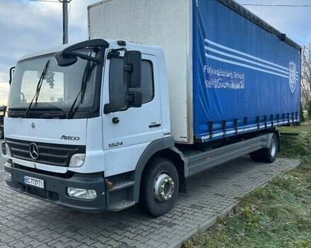 Белый Мерседес Атего, объемом двигателя 6.37 л и пробегом 679 тыс. км за 23900 $, фото 1 на Automoto.ua