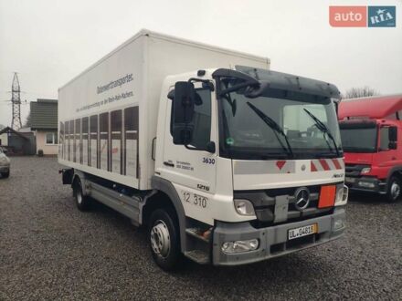 Белый Мерседес Атего, объемом двигателя 4.2 л и пробегом 243 тыс. км за 32500 $, фото 1 на Automoto.ua