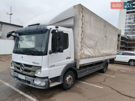 Белый Мерседес Атего, объемом двигателя 4.25 л и пробегом 331 тыс. км за 24500 $, фото 1 на Automoto.ua