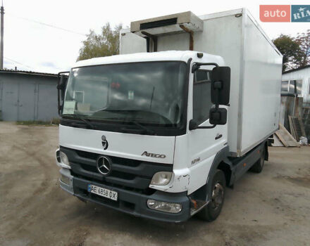 Белый Мерседес Атего, объемом двигателя 4.25 л и пробегом 460 тыс. км за 18900 $, фото 1 на Automoto.ua