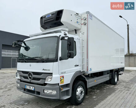 Белый Мерседес Атего, объемом двигателя 4.8 л и пробегом 354 тыс. км за 38800 $, фото 1 на Automoto.ua