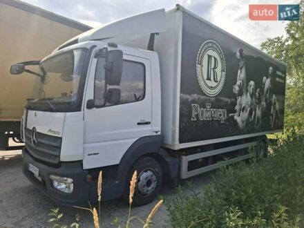 Белый Мерседес Атего, объемом двигателя 5.13 л и пробегом 260 тыс. км за 21000 $, фото 1 на Automoto.ua