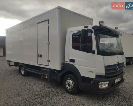 Белый Мерседес Атего, объемом двигателя 5.13 л и пробегом 331 тыс. км за 33500 $, фото 1 на Automoto.ua