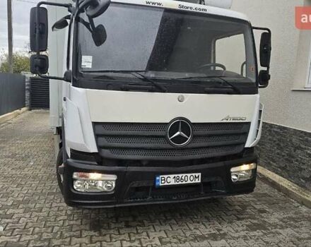 Белый Мерседес Атего, объемом двигателя 5.13 л и пробегом 453 тыс. км за 30000 $, фото 1 на Automoto.ua
